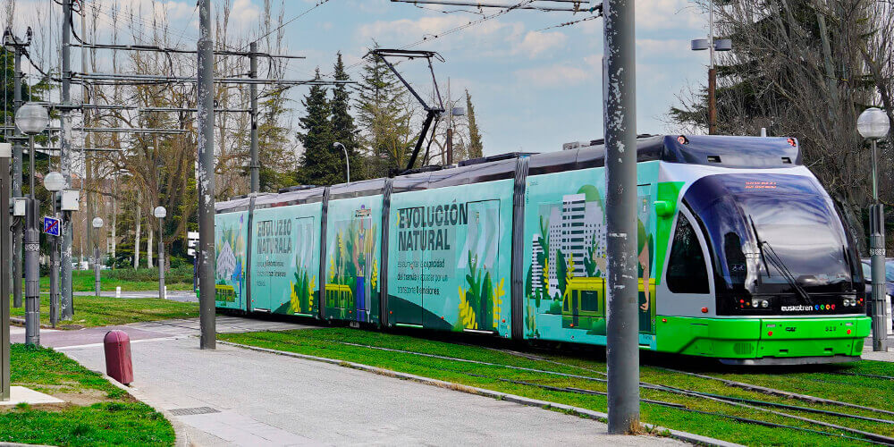 Publicidad en Tranvía Vitoria-Gasteiz